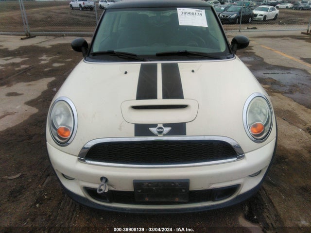2011 MINI COOPER S WMWSV3C58BTY13362 Photo 5