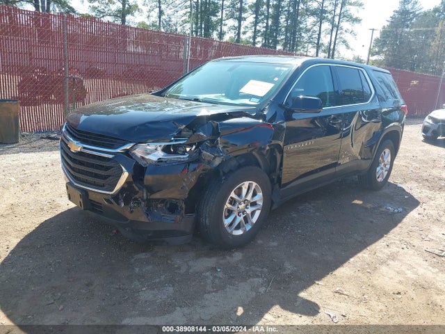 Chevrolet Traverse Ls 2019 1GNERFKW0KJ165566 Image 2