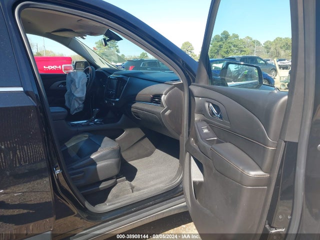 Chevrolet Traverse Ls 2019 1GNERFKW0KJ165566 Image 5