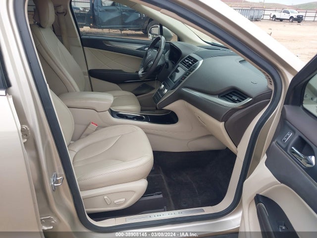 5LMCJ1C9XHUL62635 Lincoln Mkc Premiere