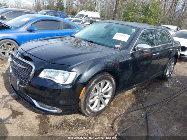 2C3CCAKG8JH268686 Chrysler 300 Limited Awd