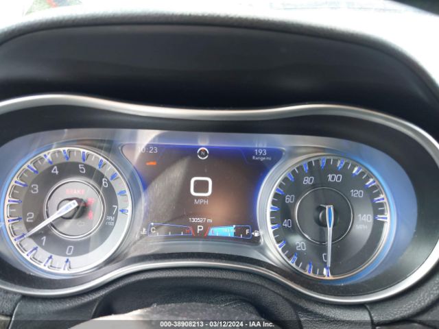 2C3CCAKG8JH268686 Chrysler 300 Limited Awd