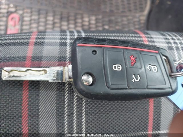 3VW5T7AU7FM003391 Volkswagen Golf Gti 2.0t S 4-door