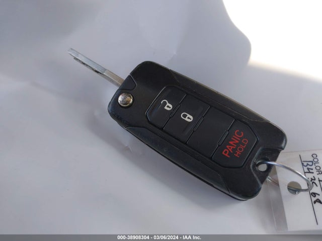 Jeep Renegade Latitude 2015 ZACCJABT7FPB43568 Image 11