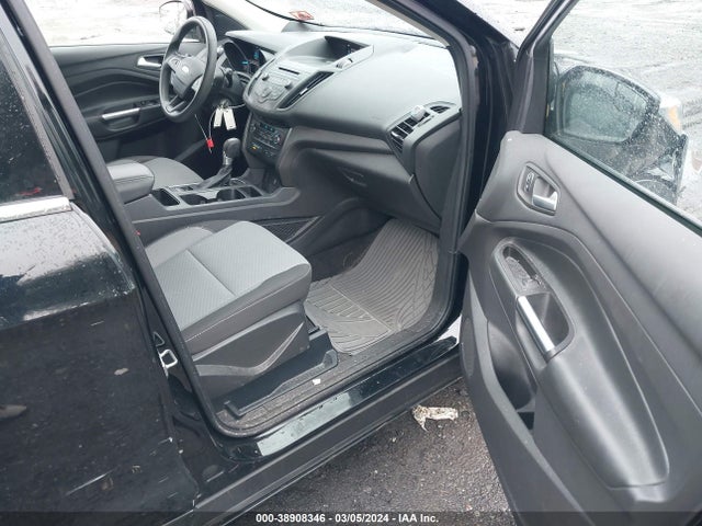 Ford ESCAPE SE 2017 1FMCU9GD2HUA97992 Image 5