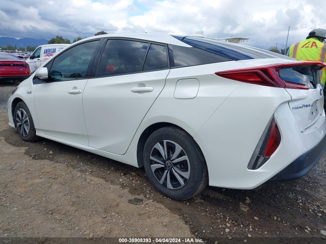 Toyota Prius Prime Premium 2017 JTDKARFPXH3016425 Image 3