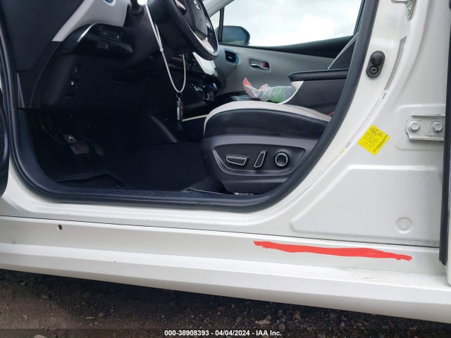 Toyota Prius Prime Premium 2017 JTDKARFPXH3016425 Image 6