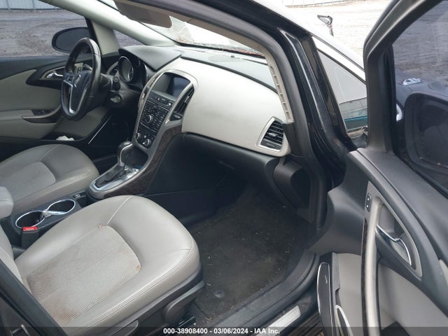 1G4PR5SK1F4125828 Buick Verano Convenience Group