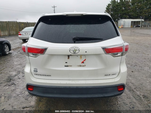Toyota Highlander Xle V6 2016 5TDJKRFH2GS319813 Image 16