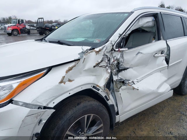 Toyota Highlander Xle V6 2016 5TDJKRFH2GS319813 Image 6