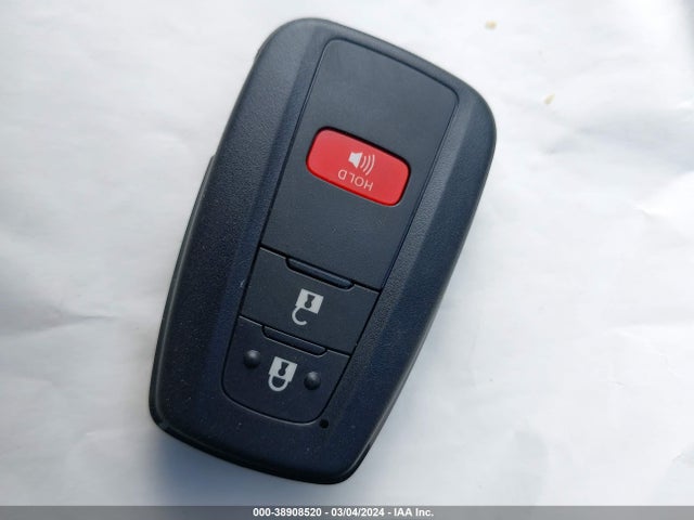 Toyota Prius Two 2018 JTDKBRFU3J3063899 Image 11