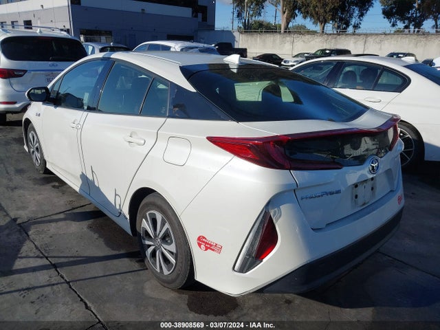 Toyota Prius Prime Premium 2017 JTDKARFP3H3056958 Image 3