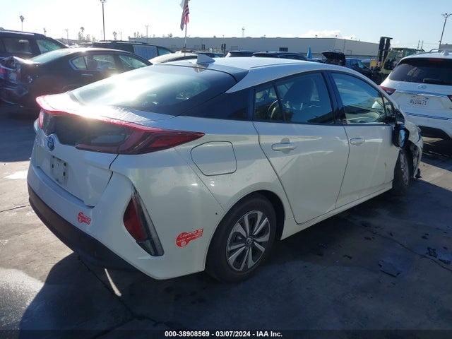 Toyota Prius Prime Premium 2017 JTDKARFP3H3056958 Image 4