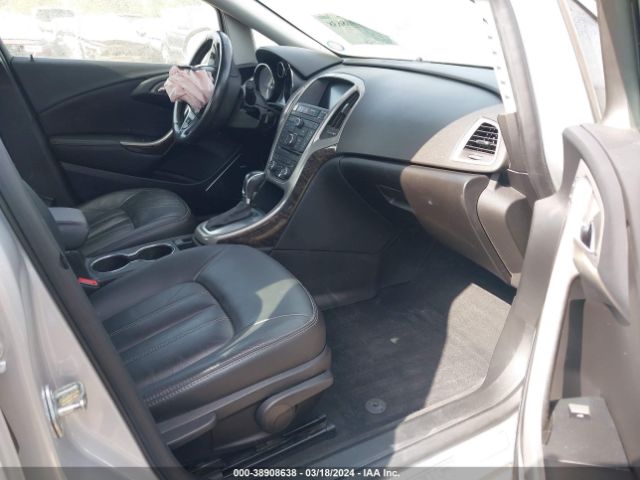 1G4PS5SK7E4216265 Buick Verano Leather Group