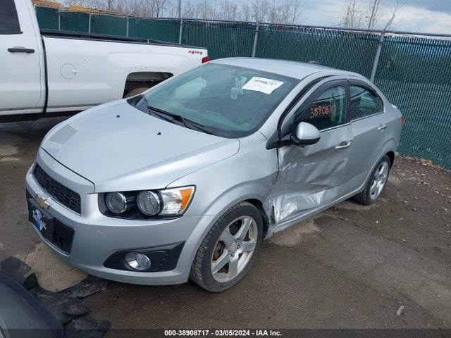 Chevrolet Sonic Ltz Auto 2016 1G1JE5SB4G4158905 Image 2