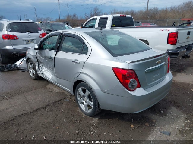Chevrolet Sonic Ltz Auto 2016 1G1JE5SB4G4158905 Image 3