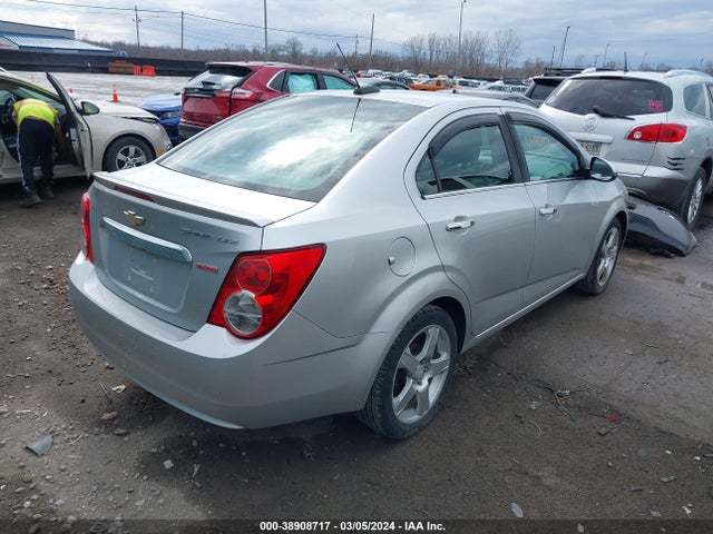 Chevrolet Sonic Ltz Auto 2016 1G1JE5SB4G4158905 Image 4