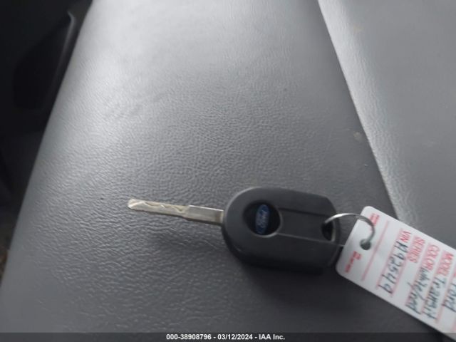 1FMZK1CM1KKA92549 Ford Transit-150 Xl