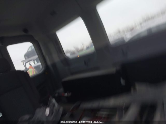 1FMZK1CM1KKA92549 Ford Transit-150 Xl