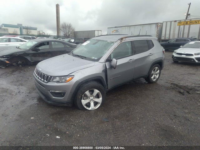 Jeep Compass Latitude 4x4 2020 3C4NJDBB0LT161027 Image 2