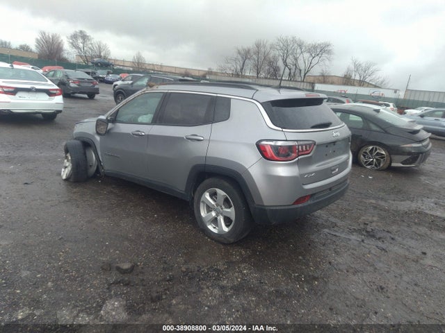 Jeep Compass Latitude 4x4 2020 3C4NJDBB0LT161027 Image 3