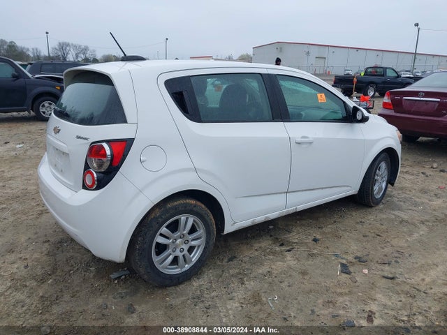 Chevrolet Sonic Ls Auto 2016 1G1JA6SH3G4120409 Image 4