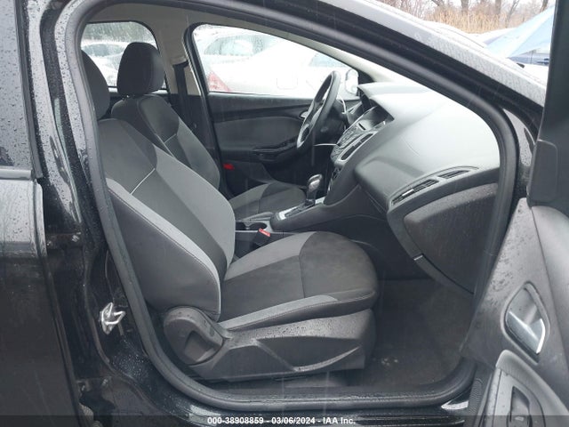Ford FOCUS SE 2014 1FADP3F25EL353837 Image 5