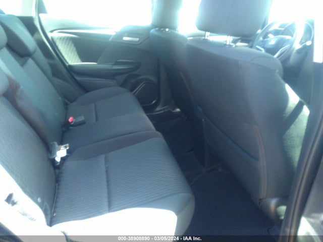 Honda FIT EX 2018 3HGGK5H84JM726864 Image 8