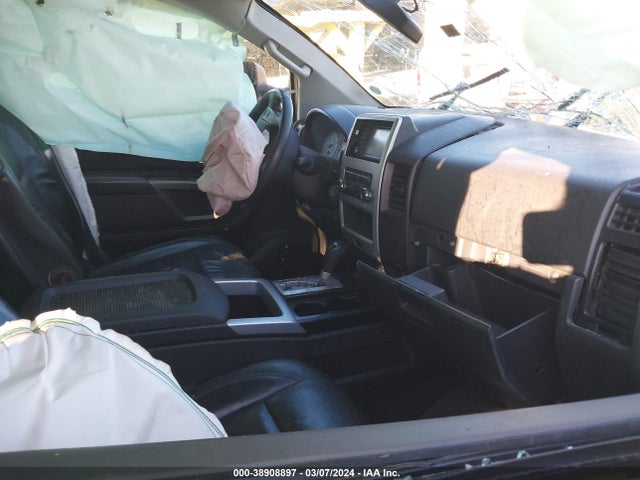 Nissan Titan Pro-4x 2015 1N6AA0EC9FN513972 Image 5