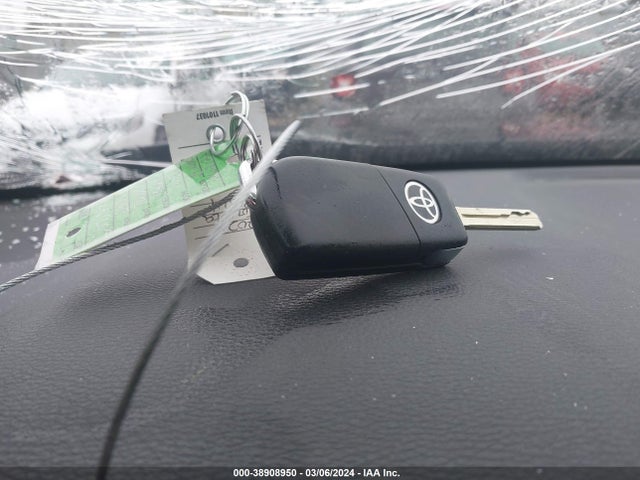 Toyota RAV4 LE 2021 JTMK1RFV9MD062122 Image 11