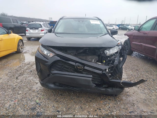 Toyota RAV4 LE 2021 JTMK1RFV9MD062122 Image 12