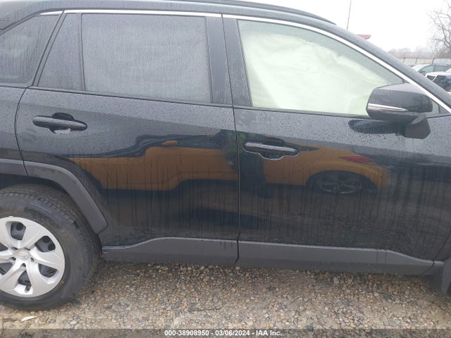 Toyota RAV4 LE 2021 JTMK1RFV9MD062122 Image 13