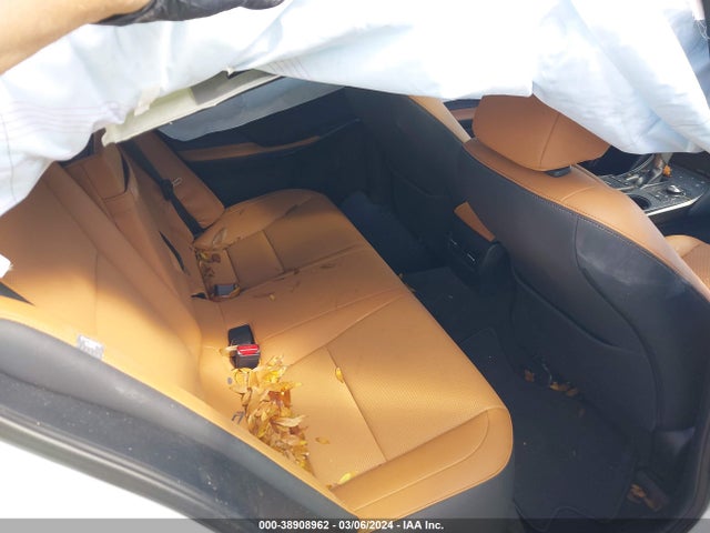 Lexus IS 300 2023 JTHDA1D23P5126011 Image 8