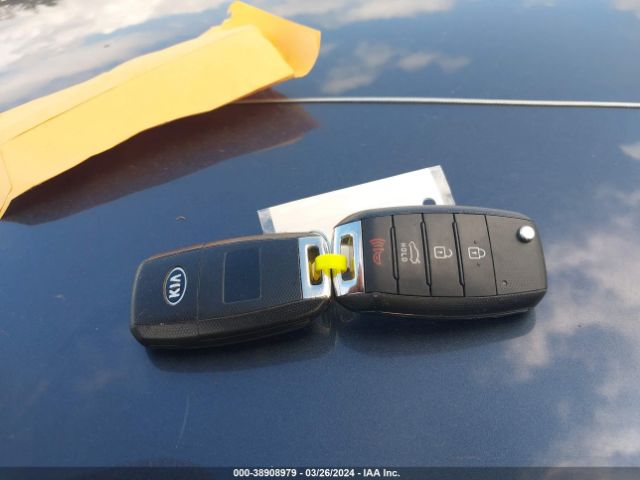 KNAGM4A78F5572593 KIA Optima Lx