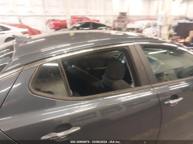 KNAGM4A78F5572593 KIA Optima Lx