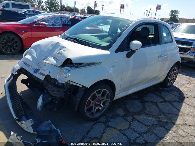 2013 FIAT 500 3C3CFFBR8DT533236 Photo 1