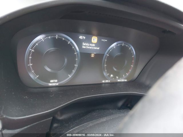 YV4162UKXK2051312 Volvo Xc40 T5 Momentum