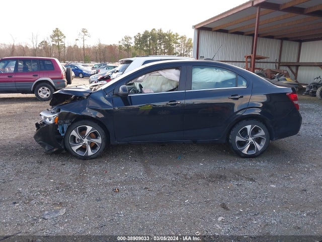 Chevrolet Sonic Premier Auto 2018 1G1JF5SB5J4134360 Image 14