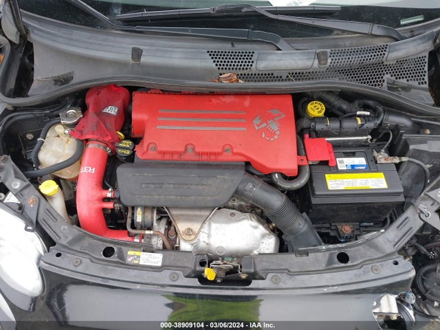 2013 FIAT 500 3C3CFFFH3DT551595 Photo 9