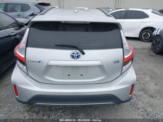 Toyota Prius C One 2018 JTDKDTB30J1615813 Image 17