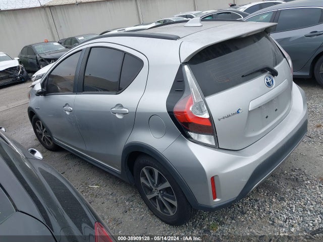 Toyota Prius C One 2018 JTDKDTB30J1615813 Image 3