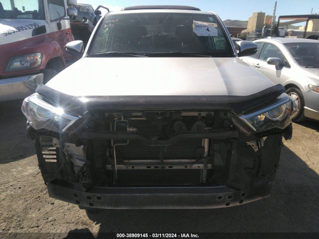 Toyota 4runner Limited 2014 JTEBU5JR9E5162786 Image 13