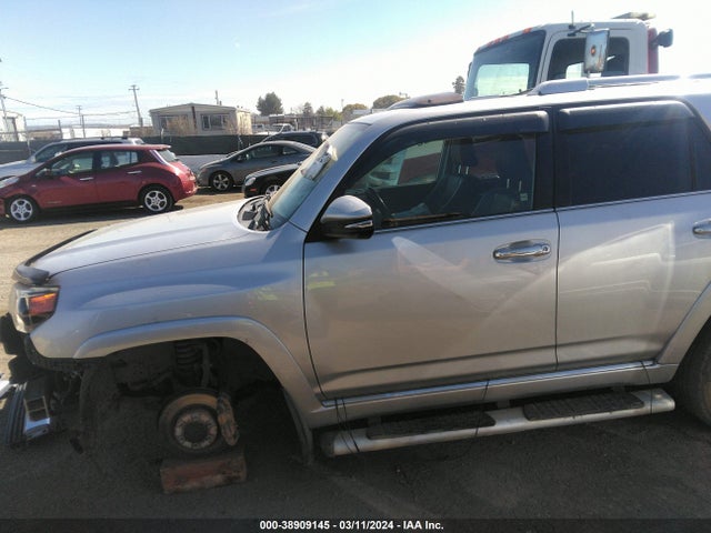 Toyota 4runner Limited 2014 JTEBU5JR9E5162786 Image 15