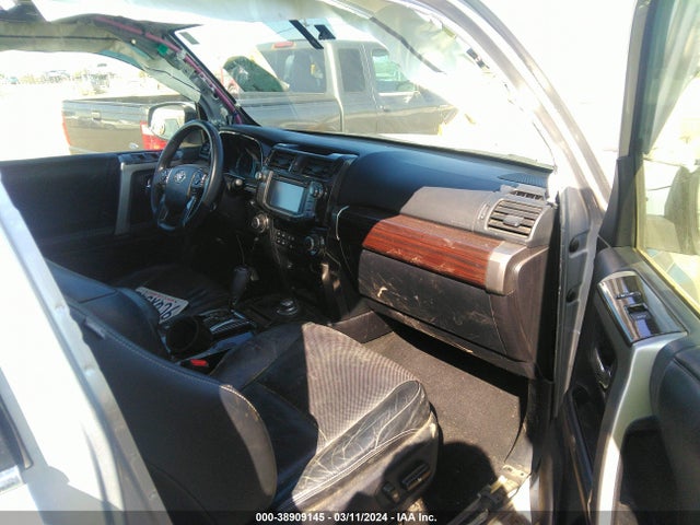 Toyota 4runner Limited 2014 JTEBU5JR9E5162786 Image 5
