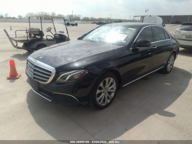 WDDZF4JB2HA079468 Mercedes-Benz E 300