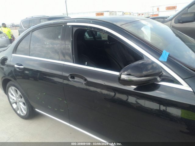 WDDZF4JB2HA079468 Mercedes-Benz E 300