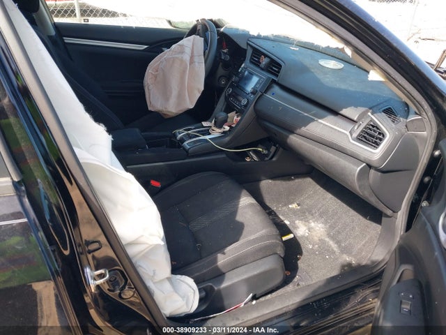 Honda Civic Lx 2018 2HGFC2F65JH544114 Image 5