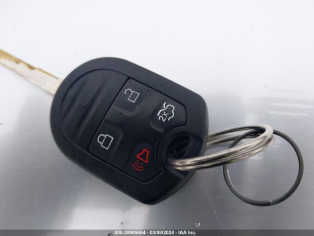 3FADP4EJ8KM111858 Ford FIESTA SE