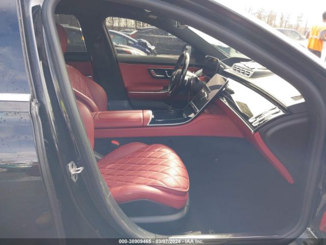 W1K6G7GB2NA067695 Mercedes-Benz S 580 4matic