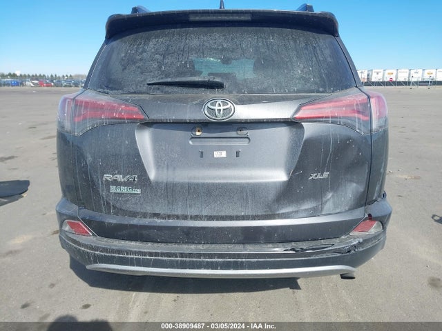 Toyota Rav4 Xle 2018 JTMWFREV2JJ171720 Image 16